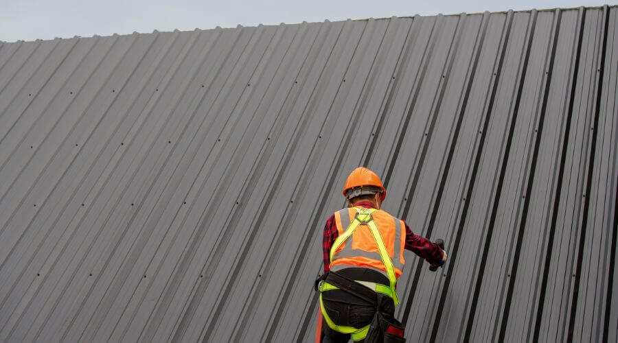 Professional gutter cleaning in Moran, WY